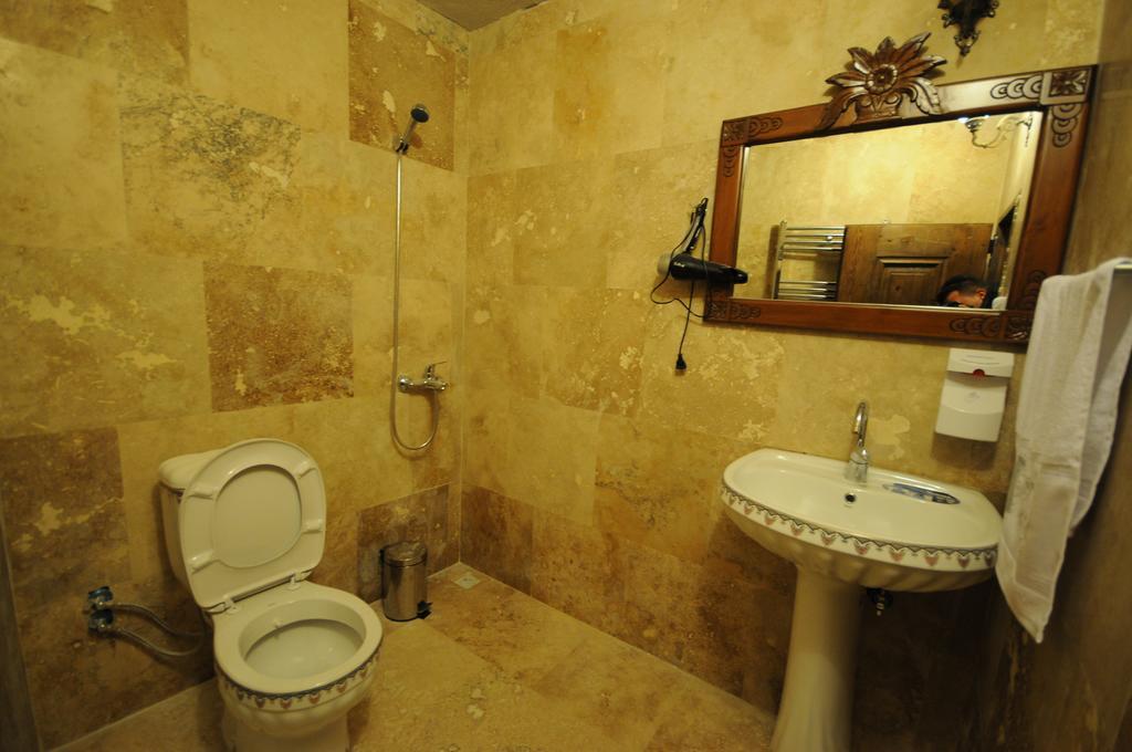 Kardesler Cave Hotel 어굽 객실 사진