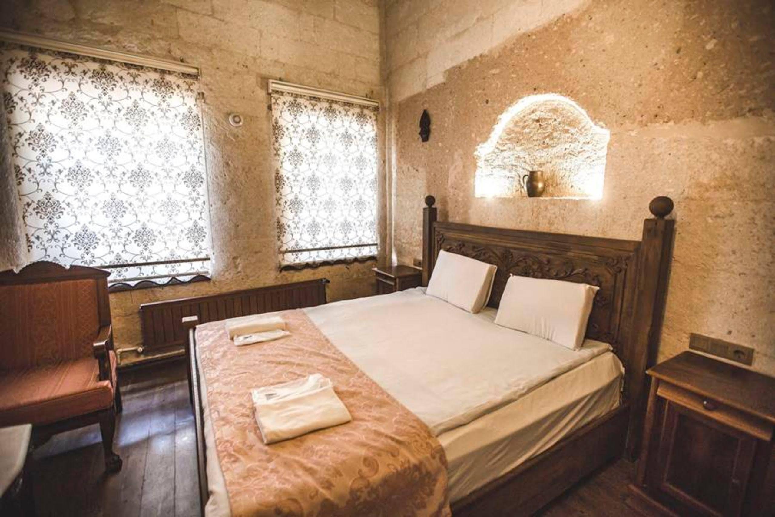 Kardesler Cave Hotel 어굽 외부 사진